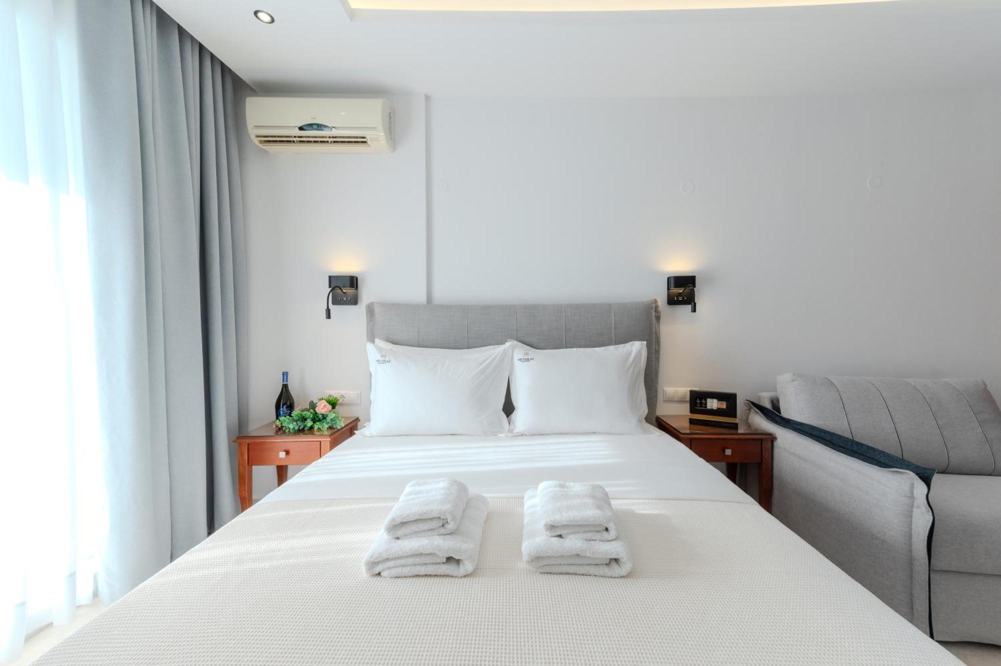 Metsikas Residence Limenas  Bagian luar foto