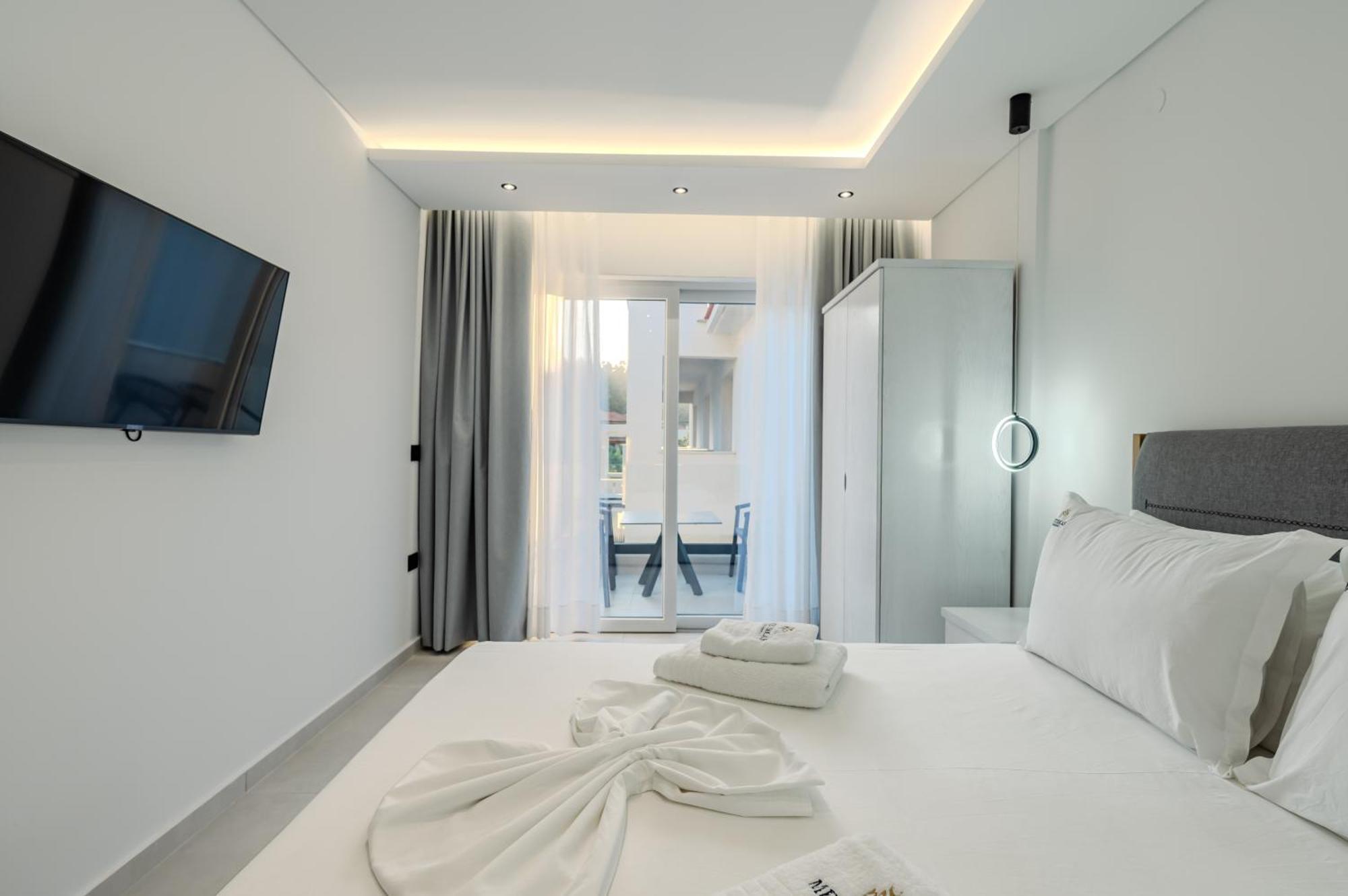 Metsikas Residence Limenas  Bagian luar foto