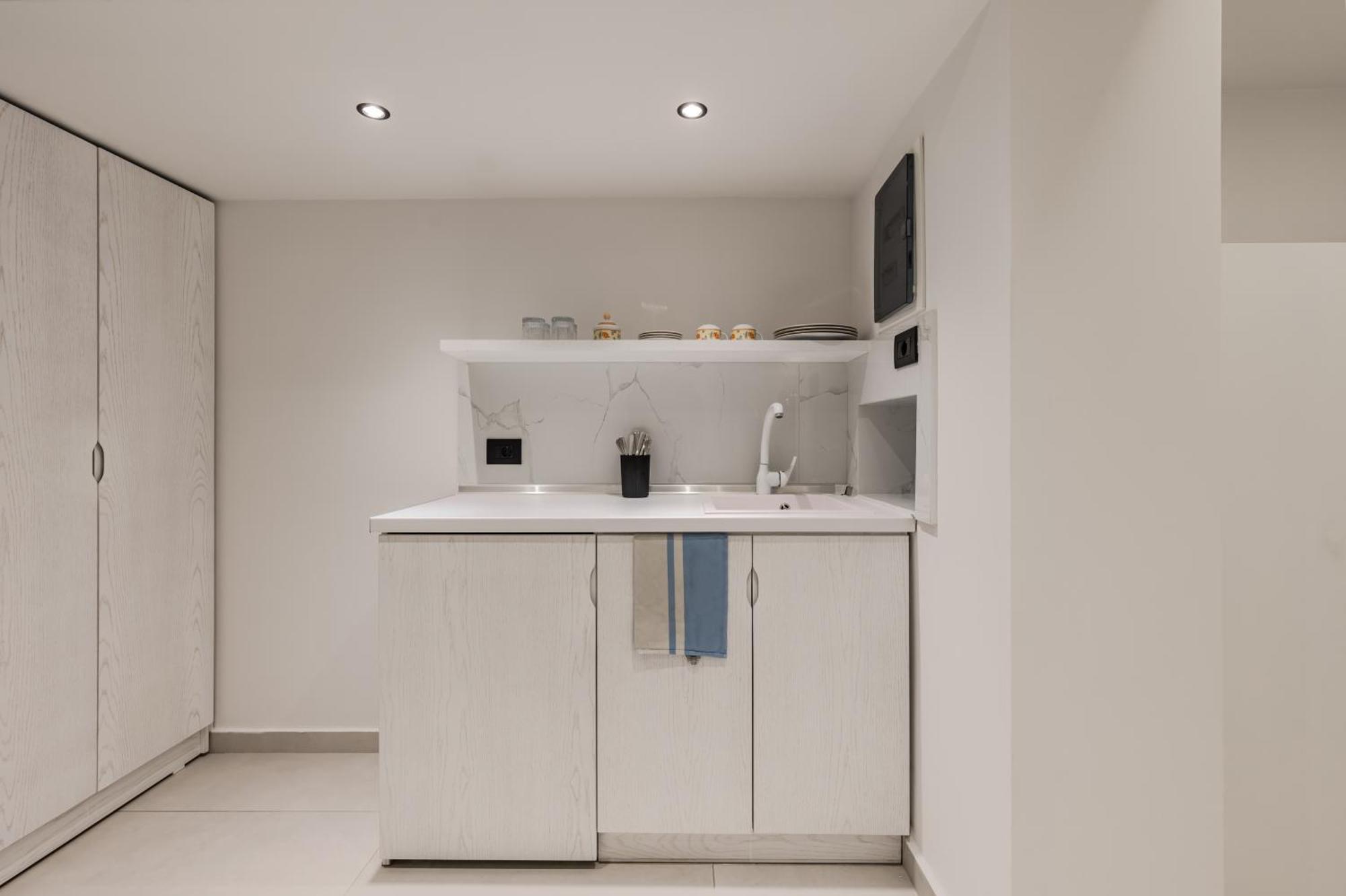 Metsikas Residence Limenas  Ruang foto