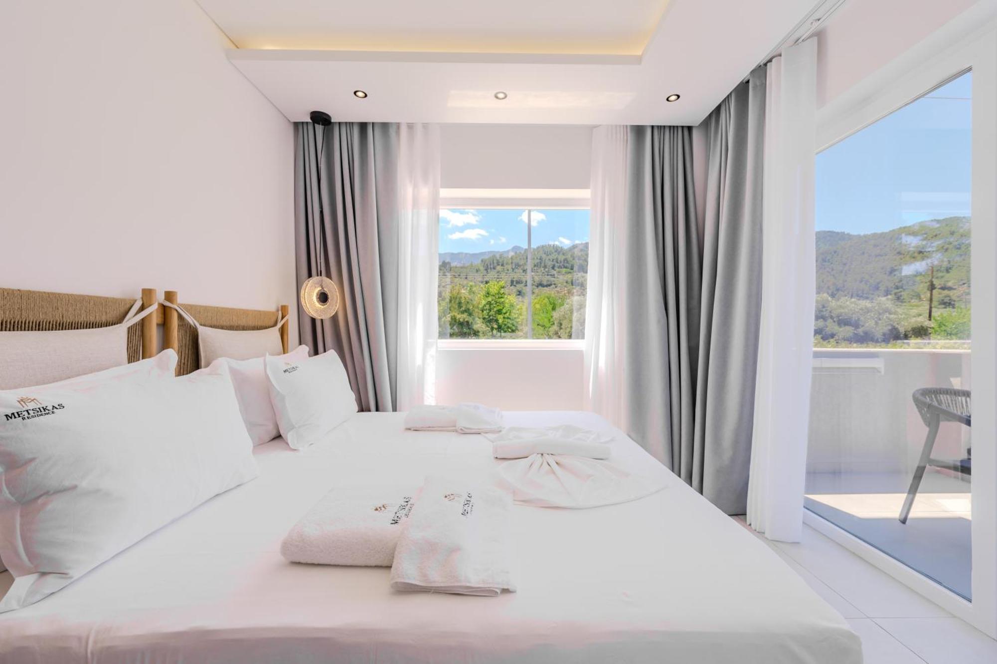 Metsikas Residence Limenas  Bagian luar foto