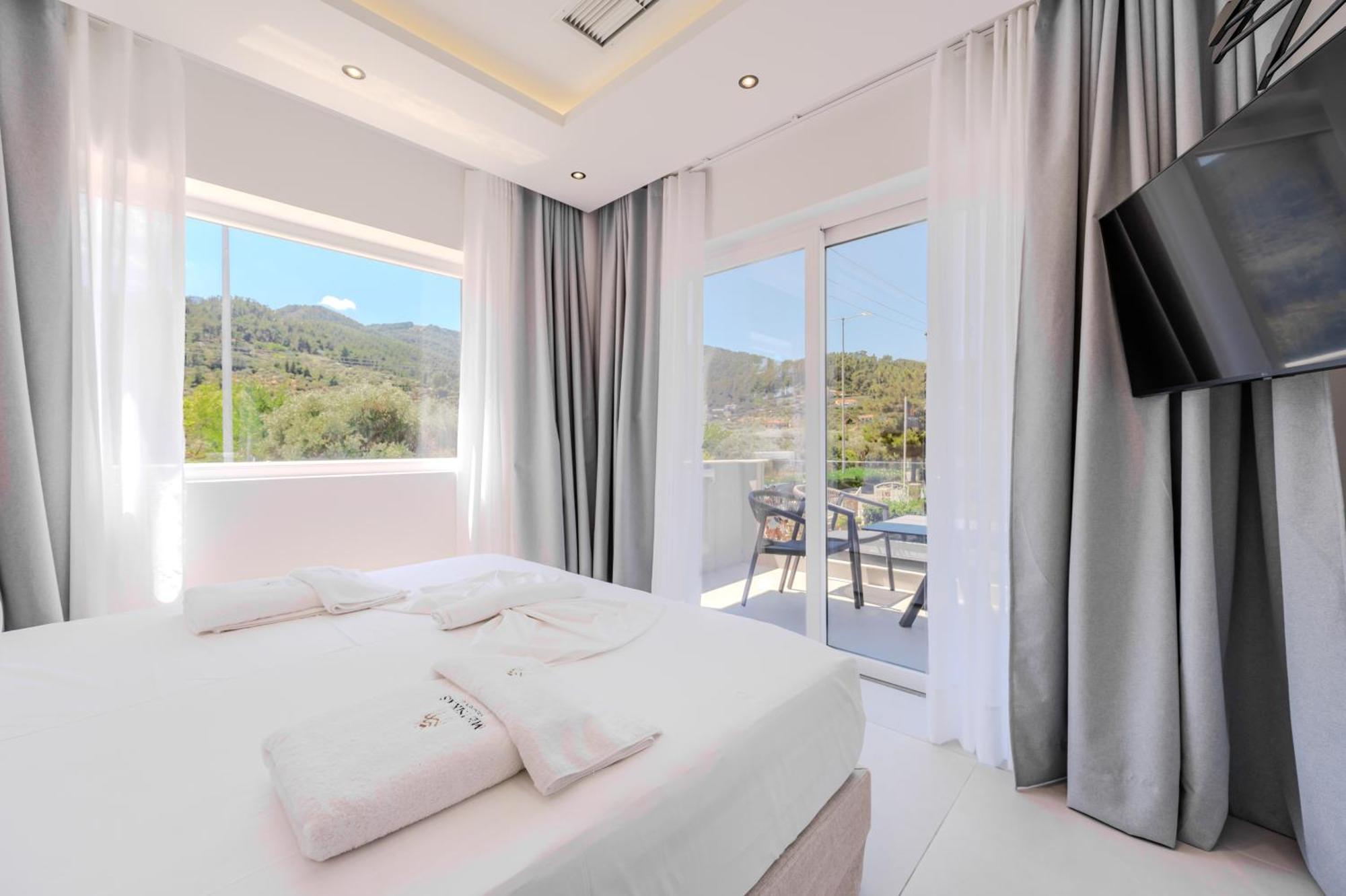 Metsikas Residence Limenas  Bagian luar foto